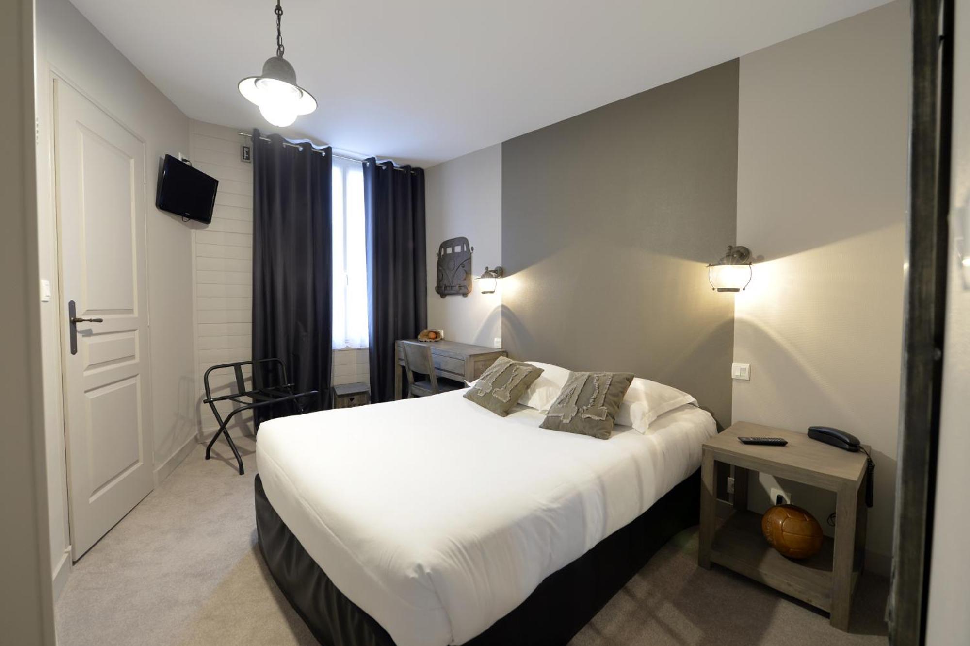 France Hotel นีออร์ ห้อง รูปภาพ